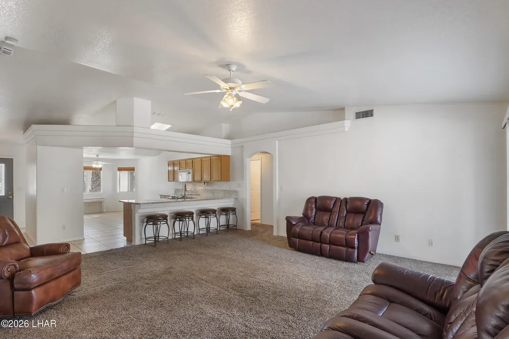 3021 Crater Dr, Lake Havasu City, AZ 86404
