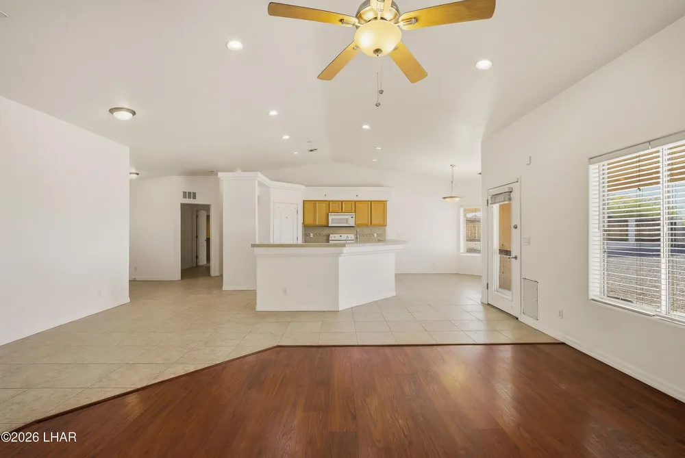 3316 Thundercloud Dr, Lake Havasu City, AZ 86406