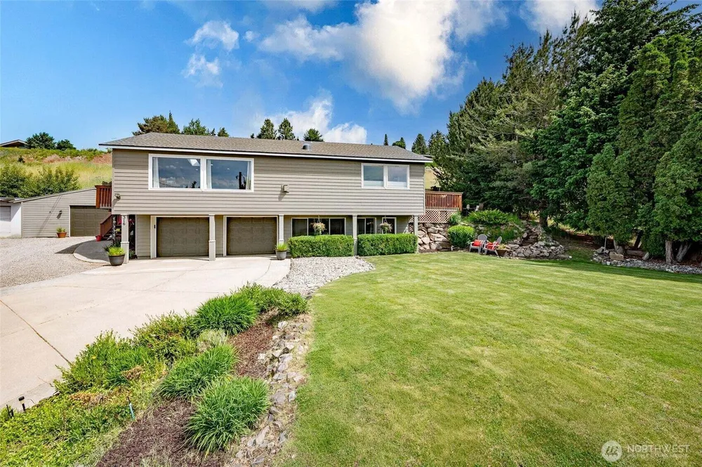 316 Easy St, Wenatchee, WA 98801