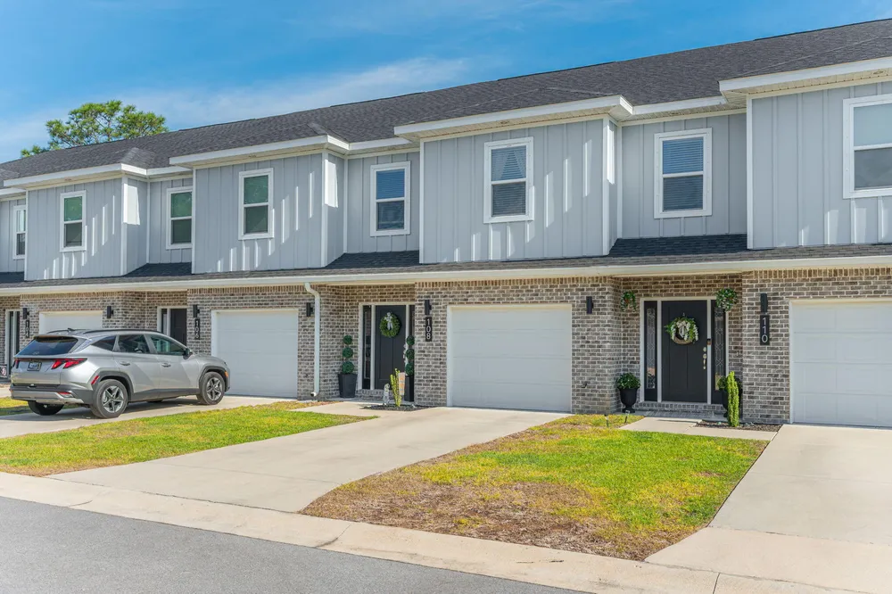 108 Pentecost Way, Fort Walton Beach, FL 32547
