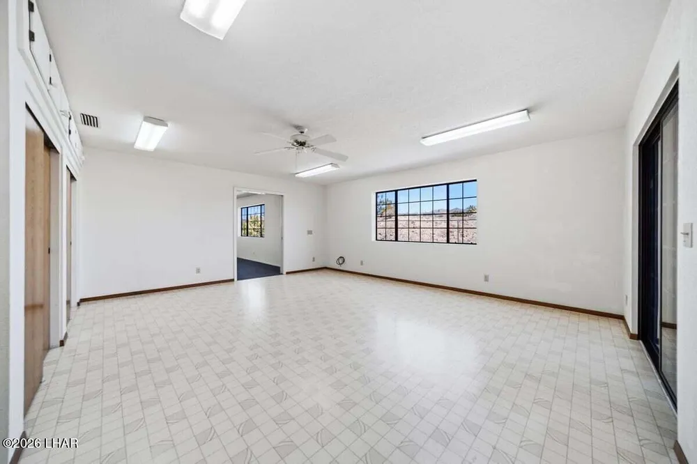 598 Sand Dab Ct, Lake Havasu City, AZ 86404