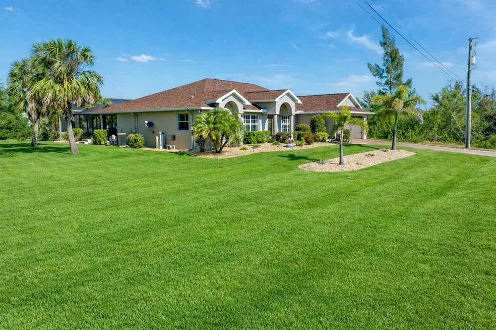 8251 Arlewood Circle, Port Charlotte, FL 33981