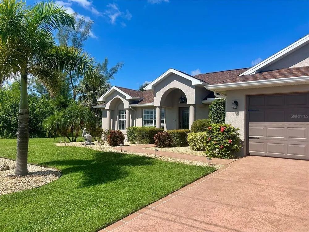 8251 Arlewood Circle, Port Charlotte, FL 33981