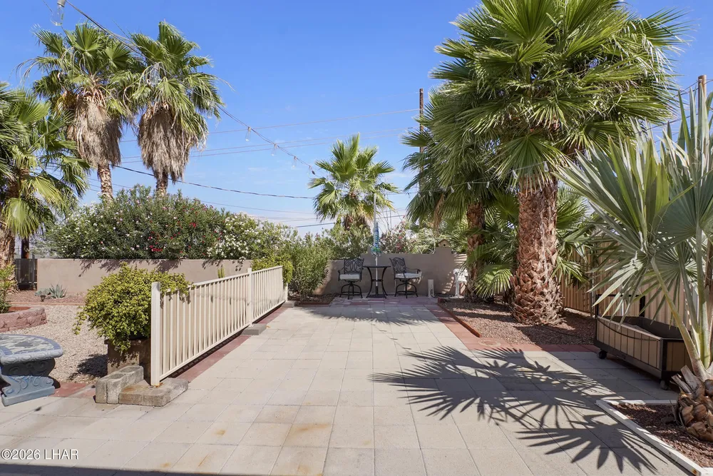 3021 Crater Dr, Lake Havasu City, AZ 86404