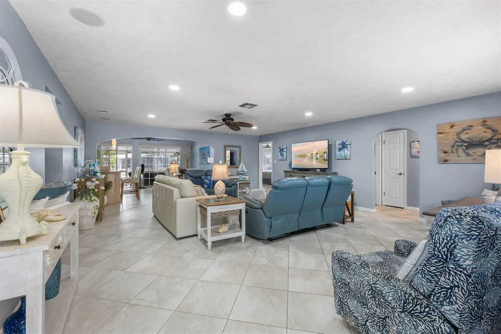 11295 3rd Avenue Gulf, Marathon, FL 33050