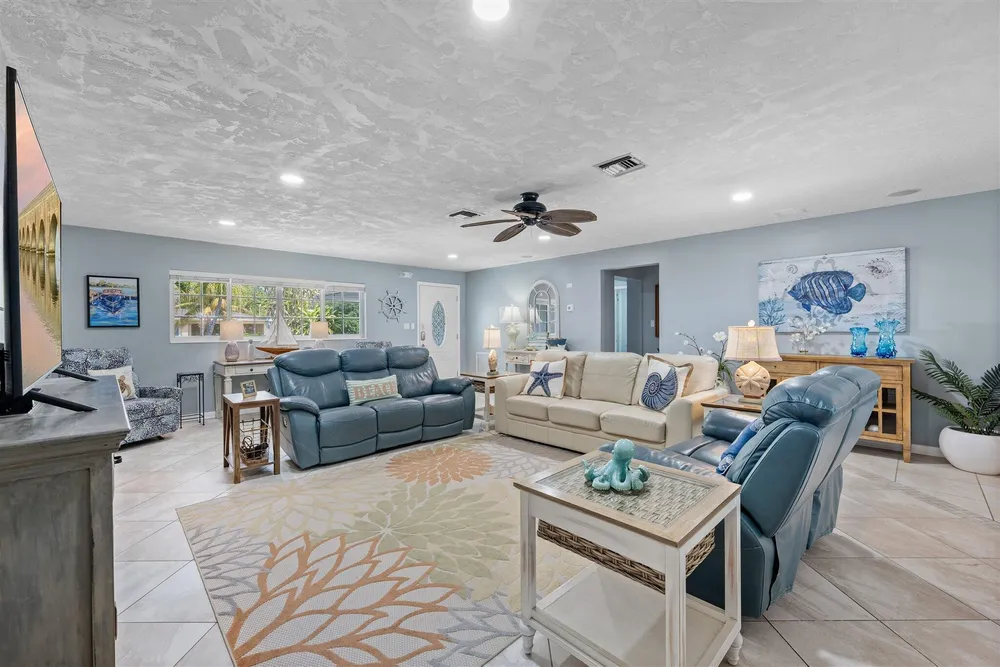 11295 3rd Avenue Gulf, Marathon, FL 33050