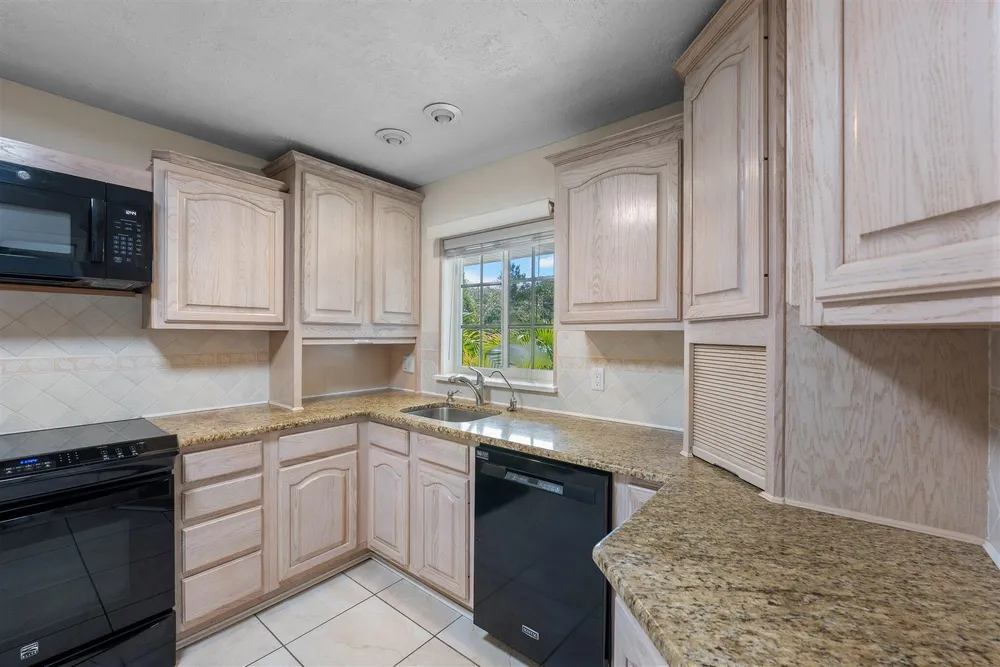 11295 3rd Avenue Gulf, Marathon, FL 33050