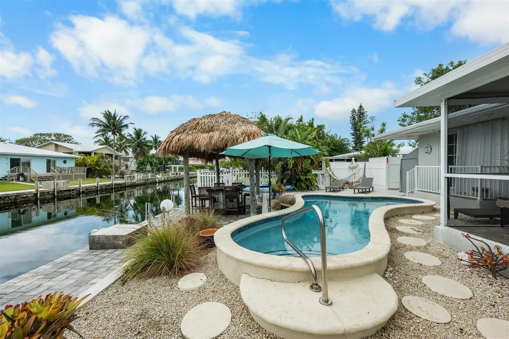 11295 3rd Avenue Gulf, Marathon, FL 33050