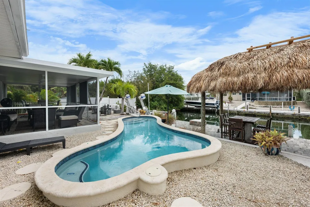 11295 3rd Avenue Gulf, Marathon, FL 33050