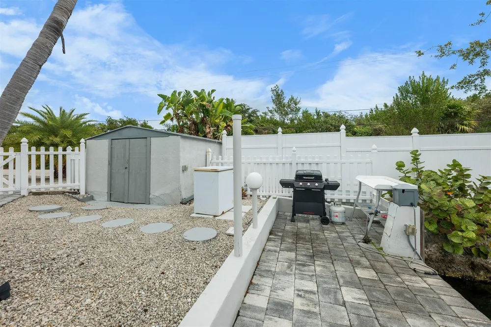 11295 3rd Avenue Gulf, Marathon, FL 33050