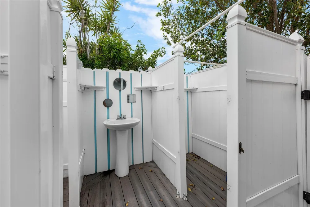 11295 3rd Avenue Gulf, Marathon, FL 33050
