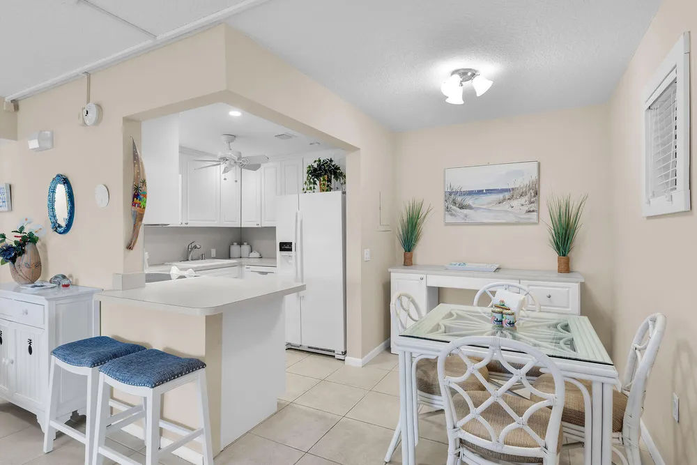 1101 W Ocean Dr, Key Colony Beach, FL 33051