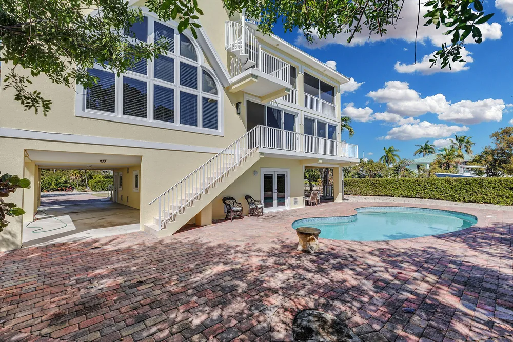 205 Stirrup Key Blvd, Marathon, FL 33050