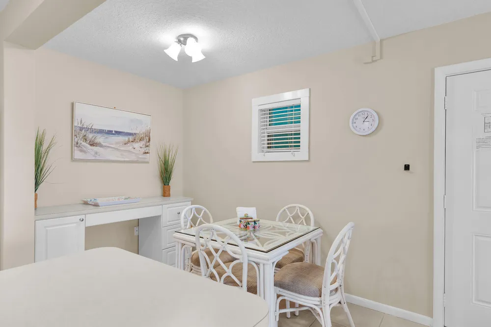 1101 W Ocean Dr, Key Colony Beach, FL 33051