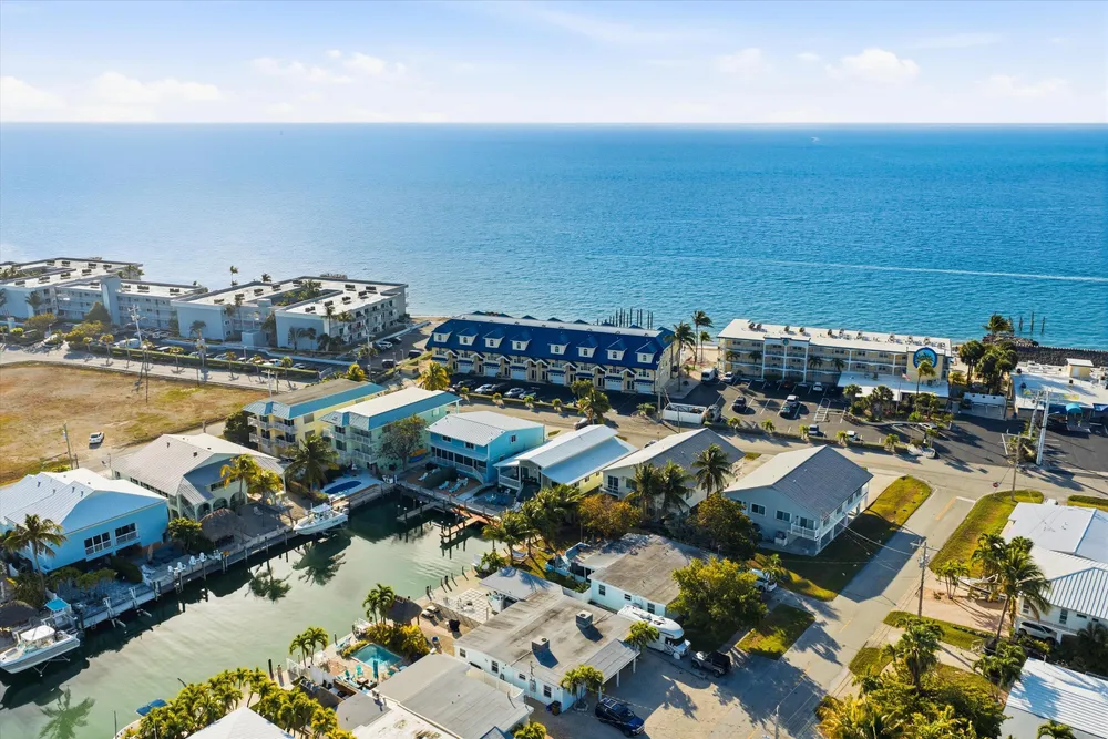 340 E Ocean Dr, Key Colony Beach, FL 33051