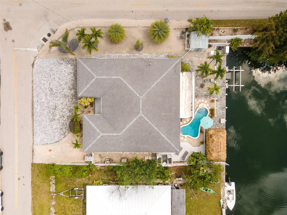 11295 3rd Avenue Gulf, Marathon, FL 33050