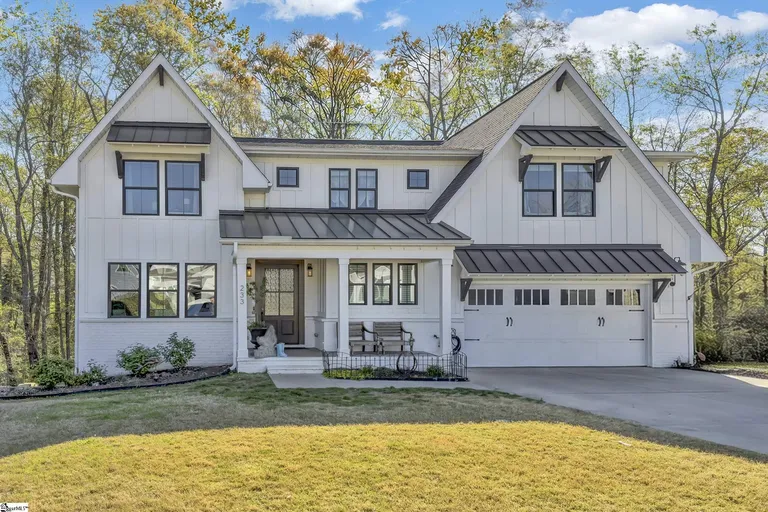 233 Grandmont Ct, Greer, SC 29650-3054