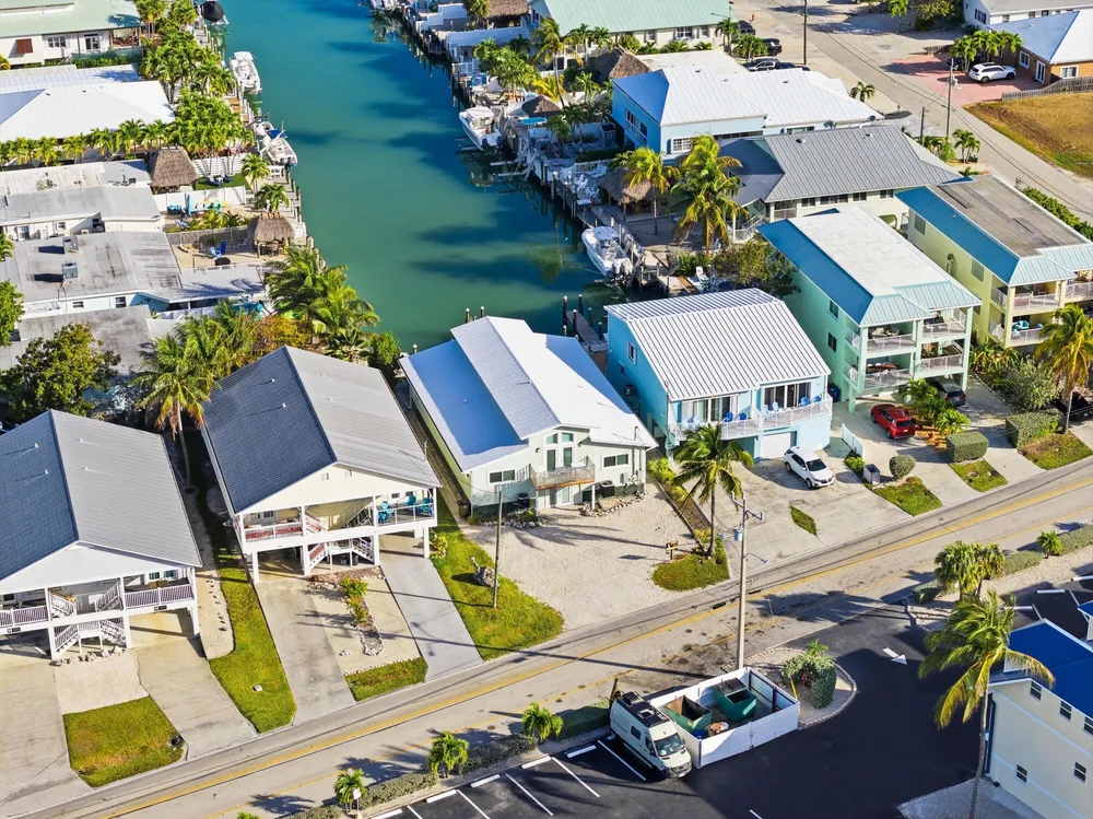 340 E Ocean Dr, Key Colony Beach, FL 33051