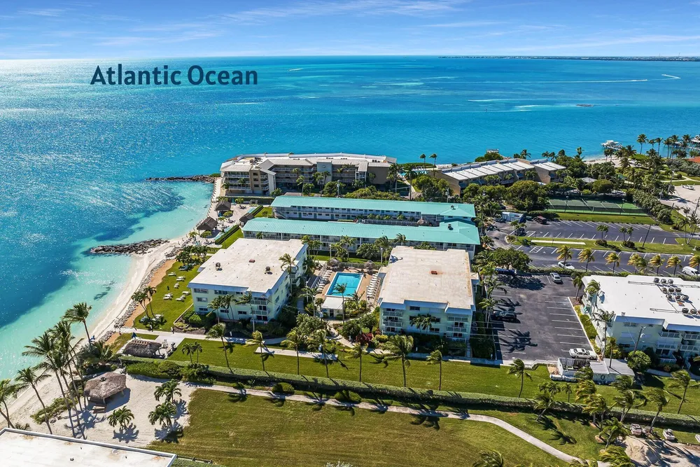 1101 W Ocean Dr, Key Colony Beach, FL 33051