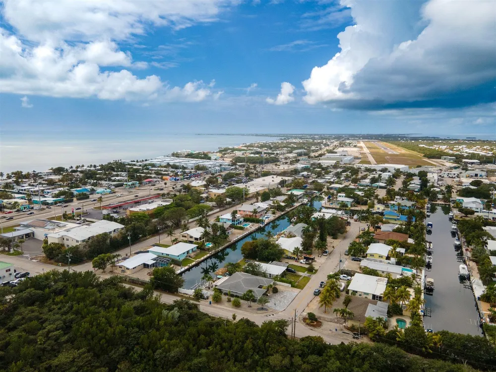 11295 3rd Avenue Gulf, Marathon, FL 33050