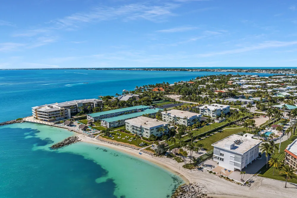 1101 W Ocean Dr, Key Colony Beach, FL 33051