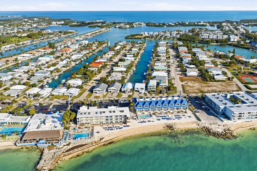 340 E Ocean Dr, Key Colony Beach, FL 33051