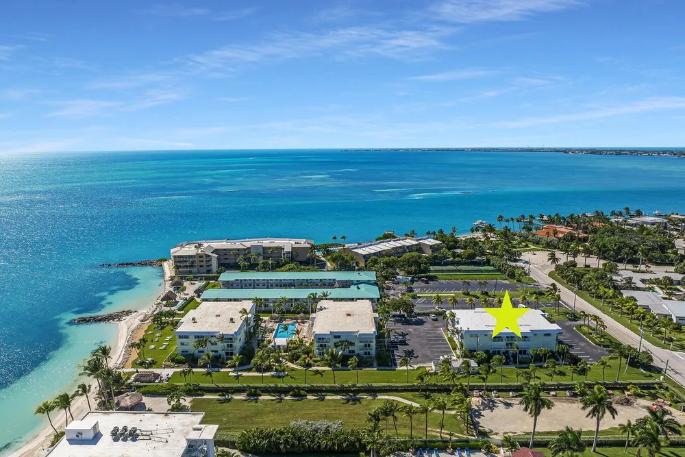 1101 W Ocean Dr, Key Colony Beach, FL 33051