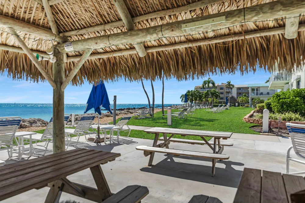 1101 W Ocean Dr, Key Colony Beach, FL 33051
