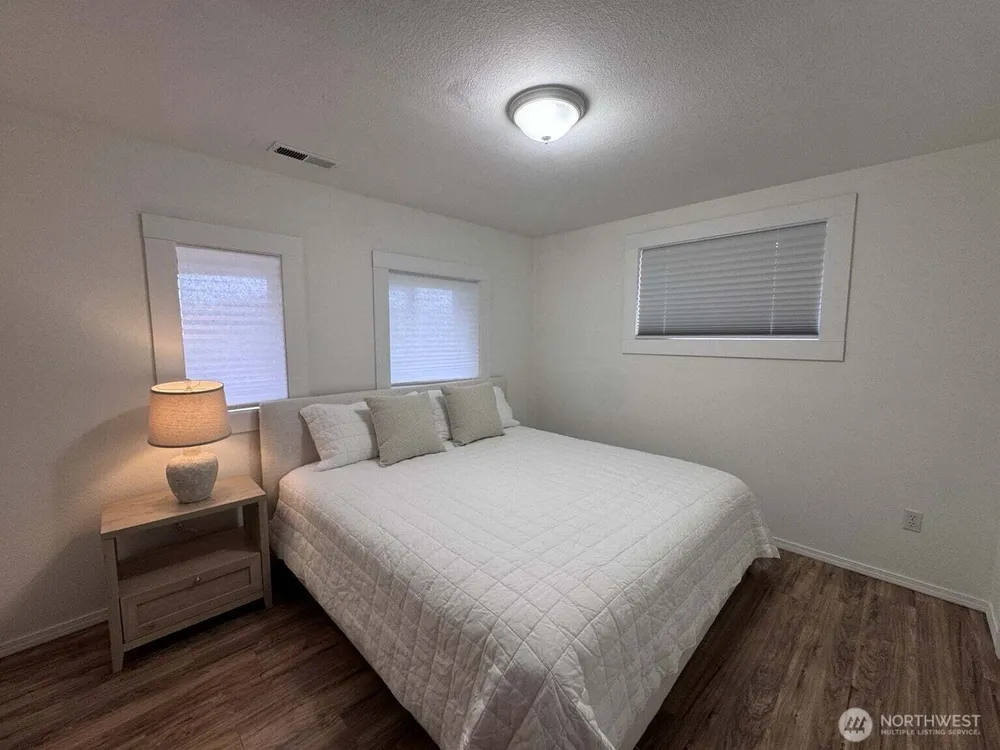 9 Rose St, Oroville, WA 98844