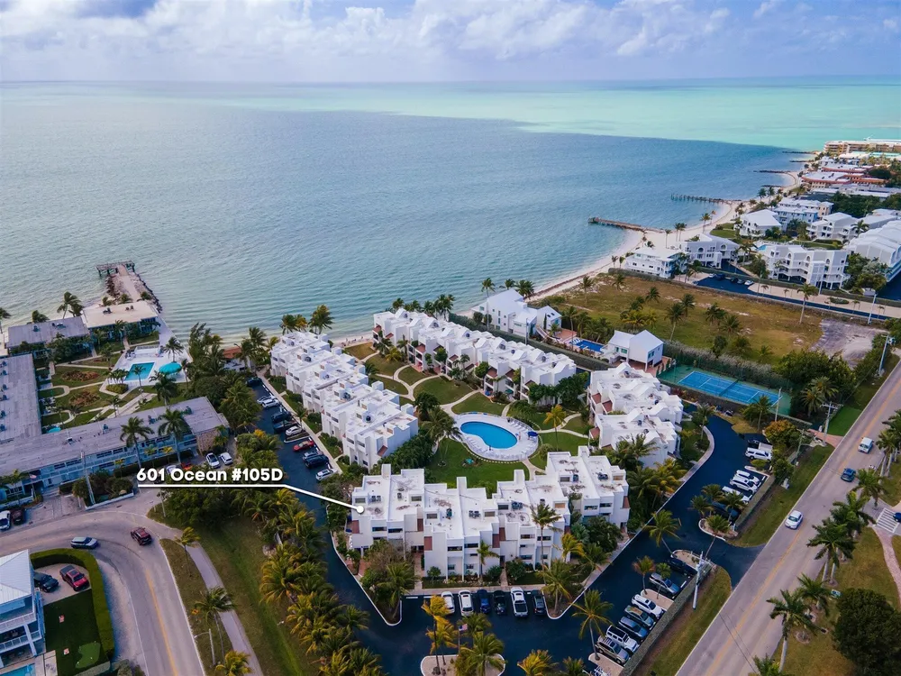 601 W Ocean Dr, Key Colony Beach, FL 33051