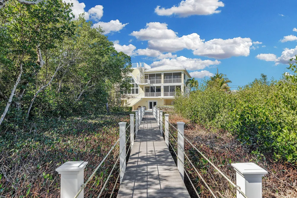 205 Stirrup Key Blvd, Marathon, FL 33050