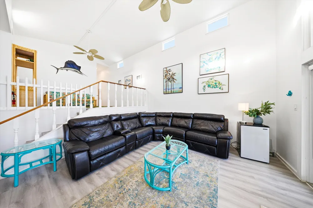 340 E Ocean Dr, Key Colony Beach, FL 33051