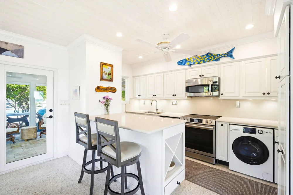 1148 Big Pine Ave, Big Pine, FL 33043
