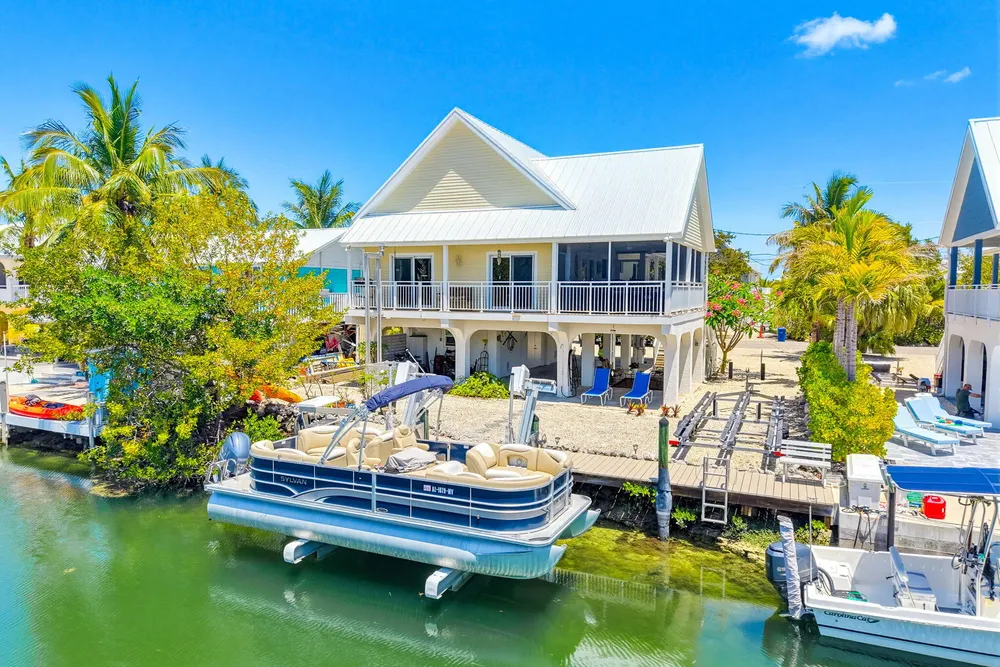 612 Blackbeard Rd, Little Torch Key, FL 33042