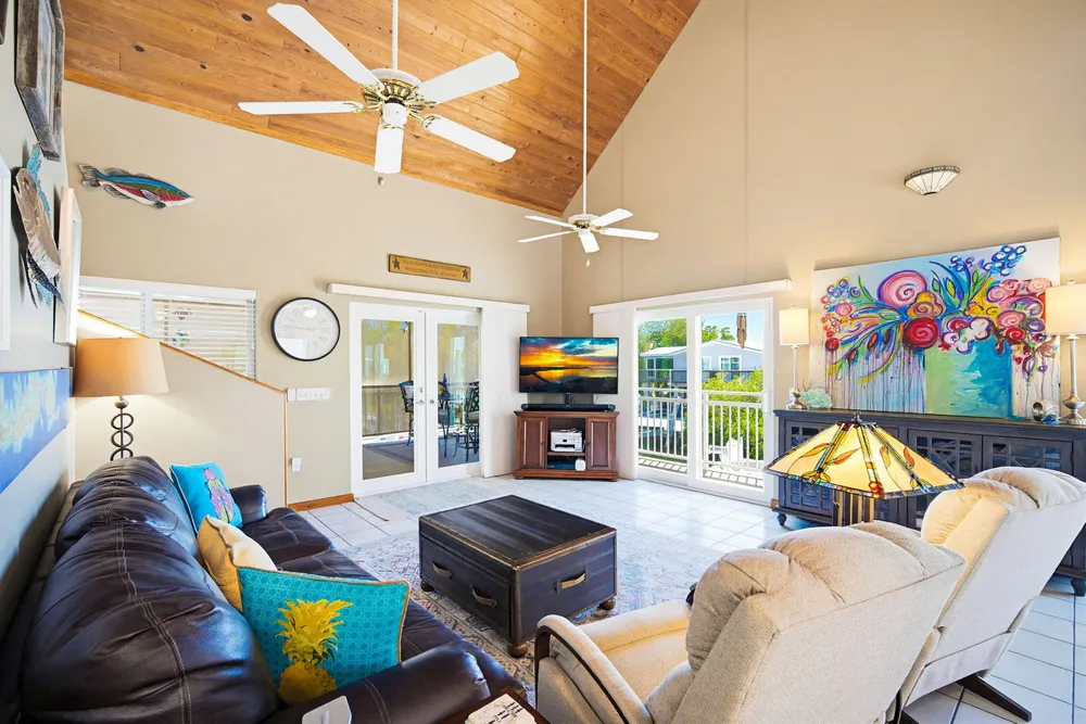 612 Blackbeard Rd, Little Torch Key, FL 33042