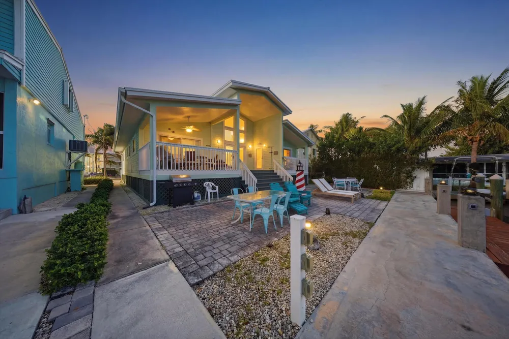 340 E Ocean Dr, Key Colony Beach, FL 33051