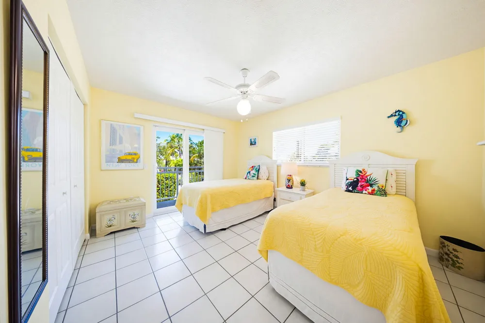 612 Blackbeard Rd, Little Torch Key, FL 33042