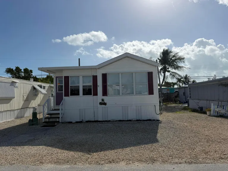 1361 Overseas Hwy, Marathon, FL 33050
