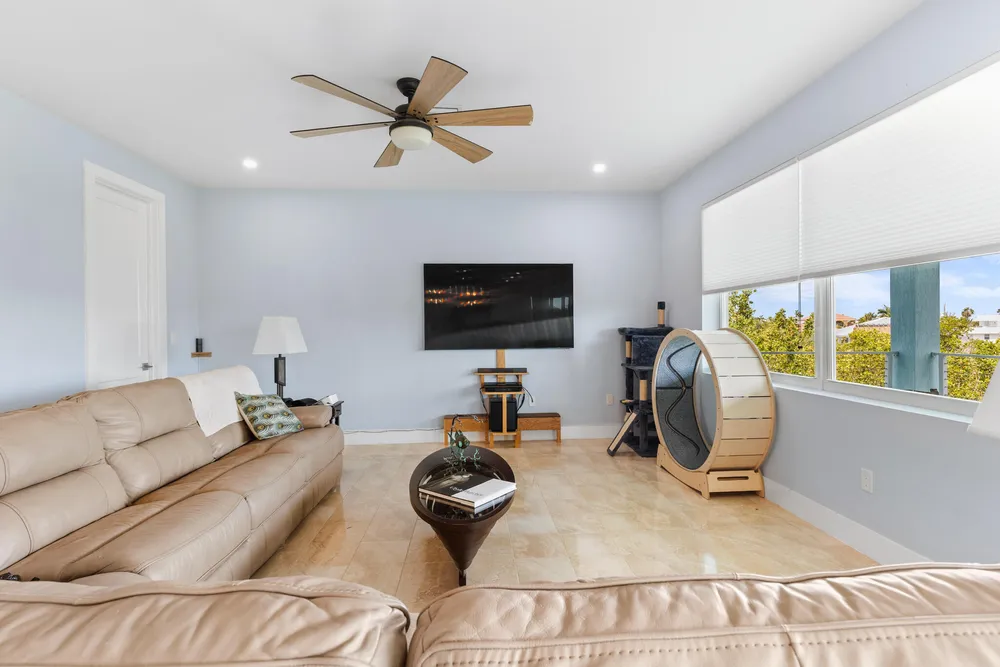 1300 Avenue H, Marathon, FL 33050