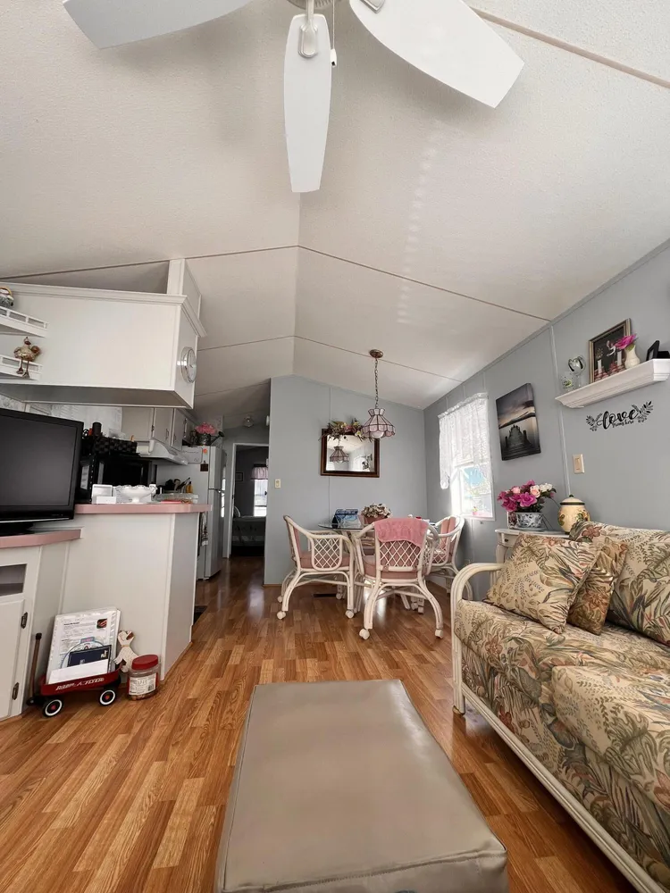 1361 Overseas Hwy, Marathon, FL 33050