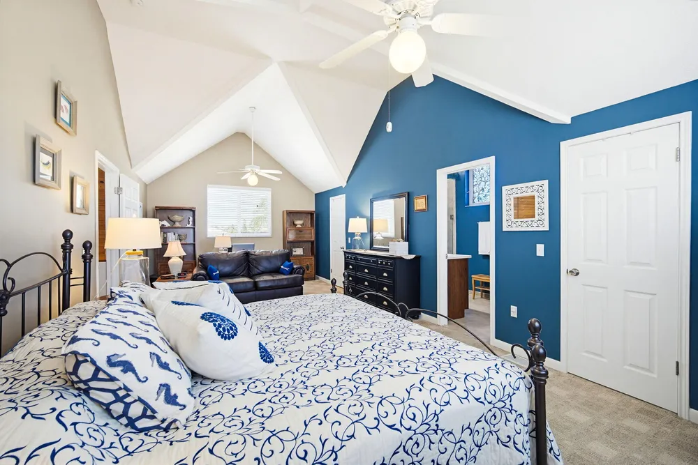612 Blackbeard Rd, Little Torch Key, FL 33042