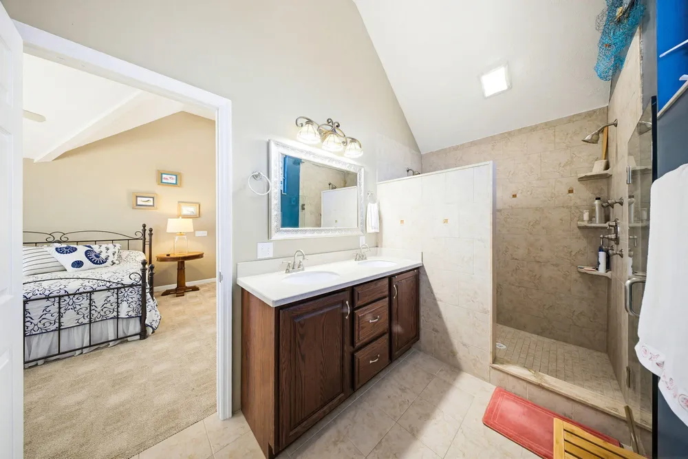 612 Blackbeard Rd, Little Torch Key, FL 33042