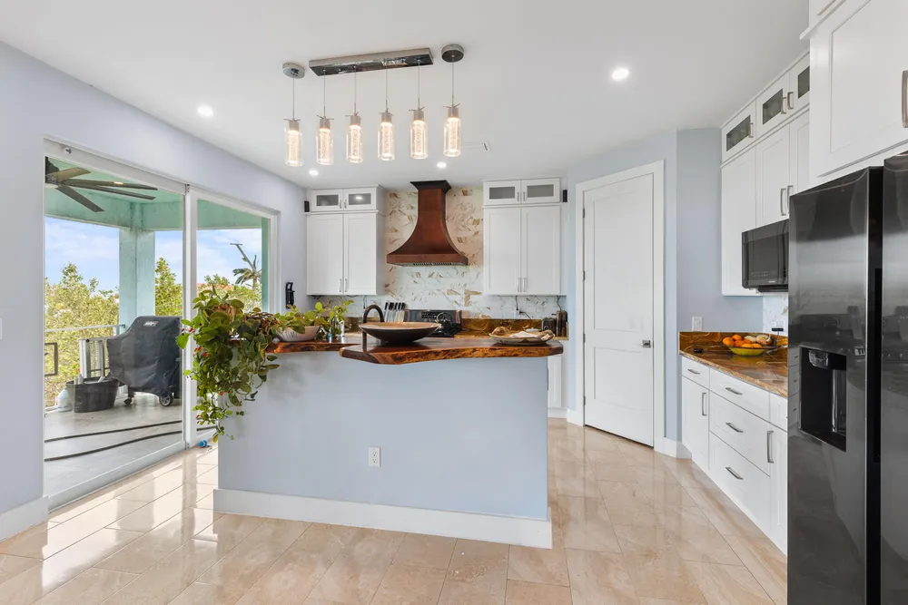 1300 Avenue H, Marathon, FL 33050