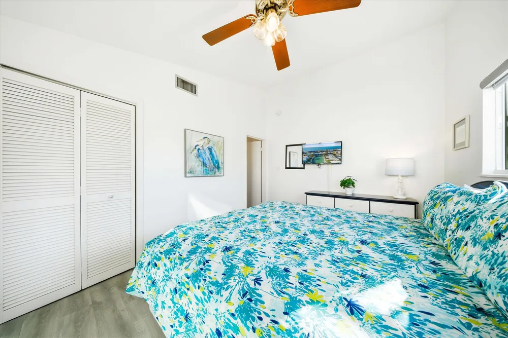 340 E Ocean Dr, Key Colony Beach, FL 33051