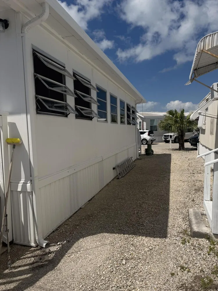 1361 Overseas Hwy, Marathon, FL 33050
