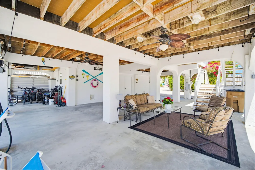 612 Blackbeard Rd, Little Torch Key, FL 33042