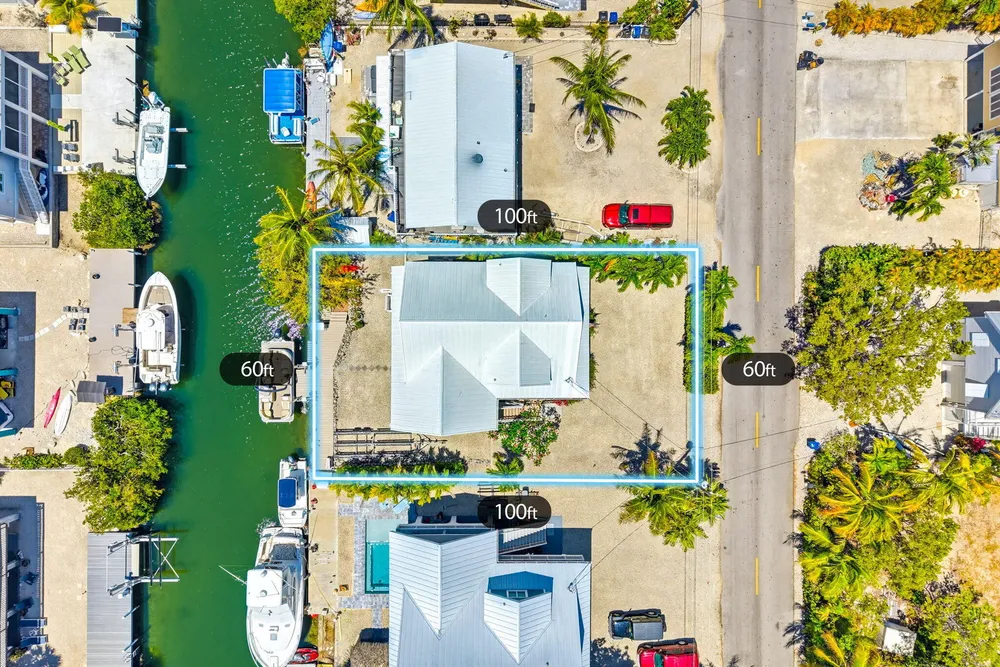 612 Blackbeard Rd, Little Torch Key, FL 33042