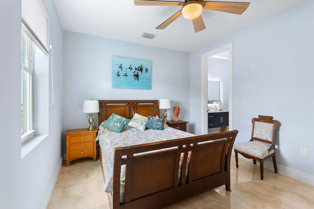1300 Avenue H, Marathon, FL 33050