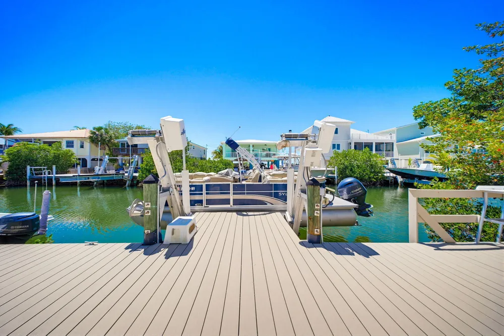 612 Blackbeard Rd, Little Torch Key, FL 33042
