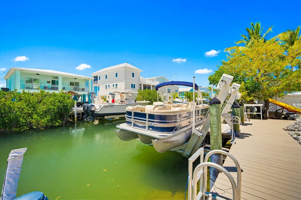 612 Blackbeard Rd, Little Torch Key, FL 33042